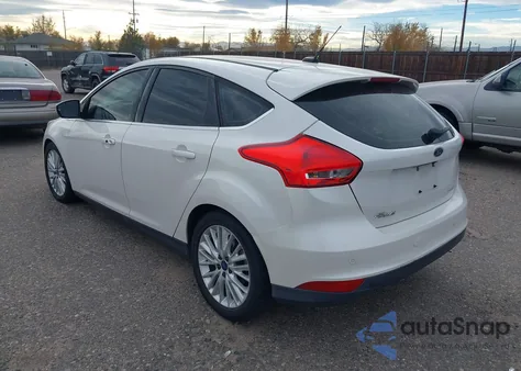 2015 Ford Focus Titanium из США, поврежденный, VIN 1FADP3N2XFL211275